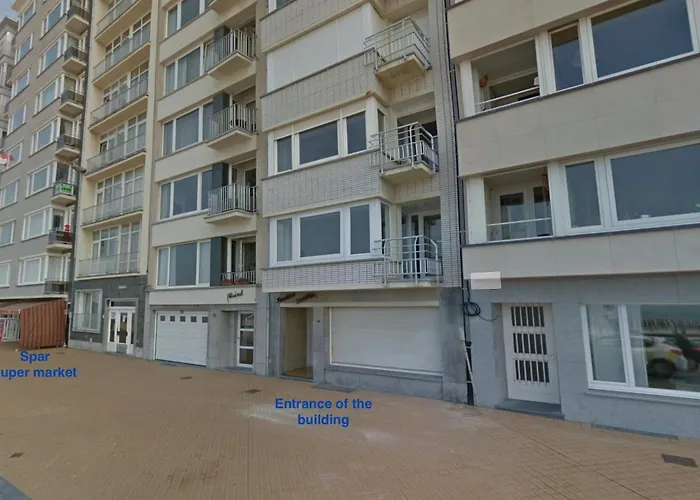 Spacious Apartment With Sea View