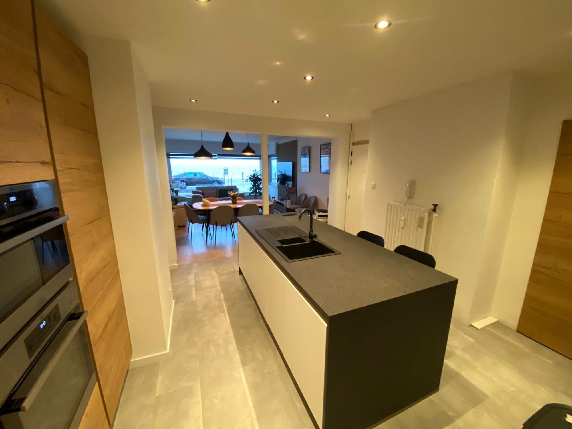 Apartment Spacious With Sea View