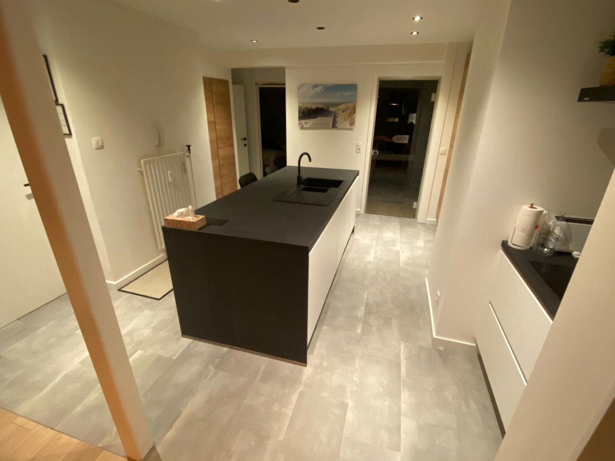 Apartment Spacious With Sea View